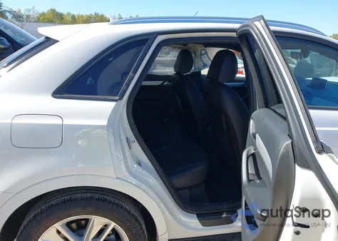 2017 Audi Q3 2.0T Premium из США, поврежденный, VIN WA1BCCFS2HR012341